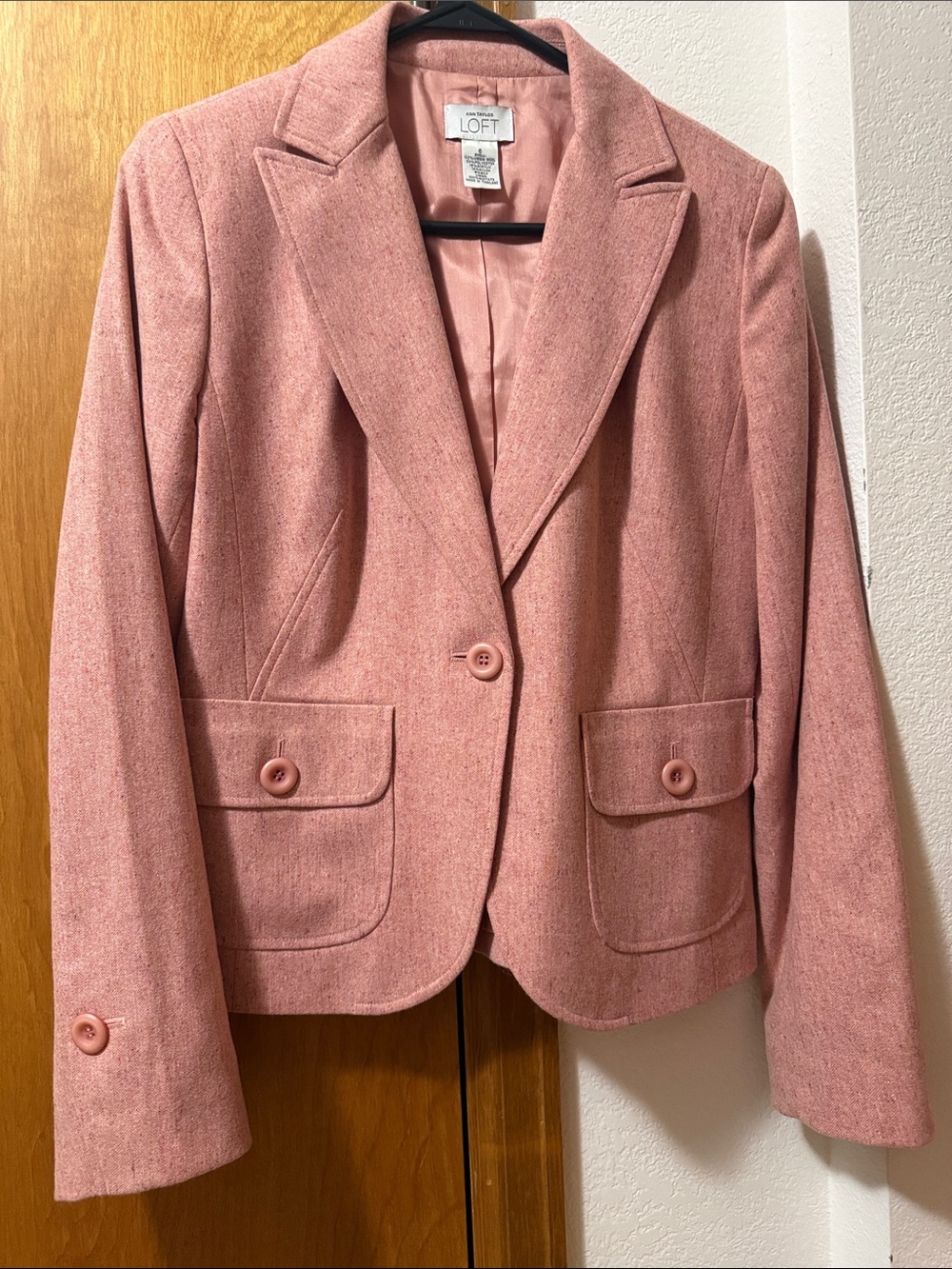 WOW POSHMARK - Authentic Ann Taylor Loft Pink Blazer